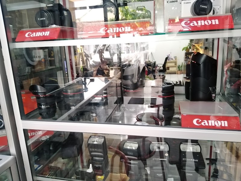 Pojok Sagiman Store: Your One-Stop Shop in Cilacap's Heart